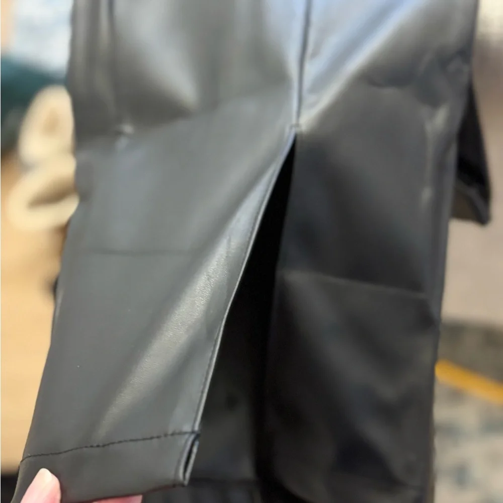 Sleek Black Faux Leather Straight-Leg Pants - Picture 6 of 6